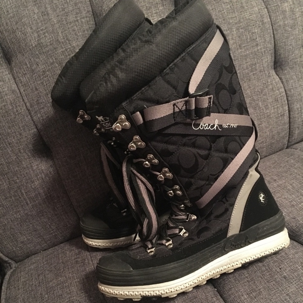 Coach winter boots